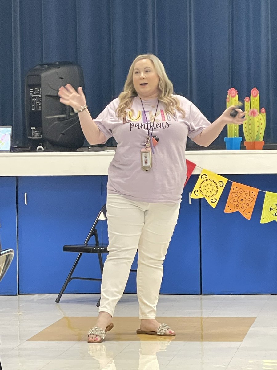 Caitlyn Marshall, Brookhollow 4th grade teacher, shares her community-building Morning Meeting routines. “Think of yourselves as a reset for kids.” #BRKisBlooming #LufkinDreamBelieveAchieve