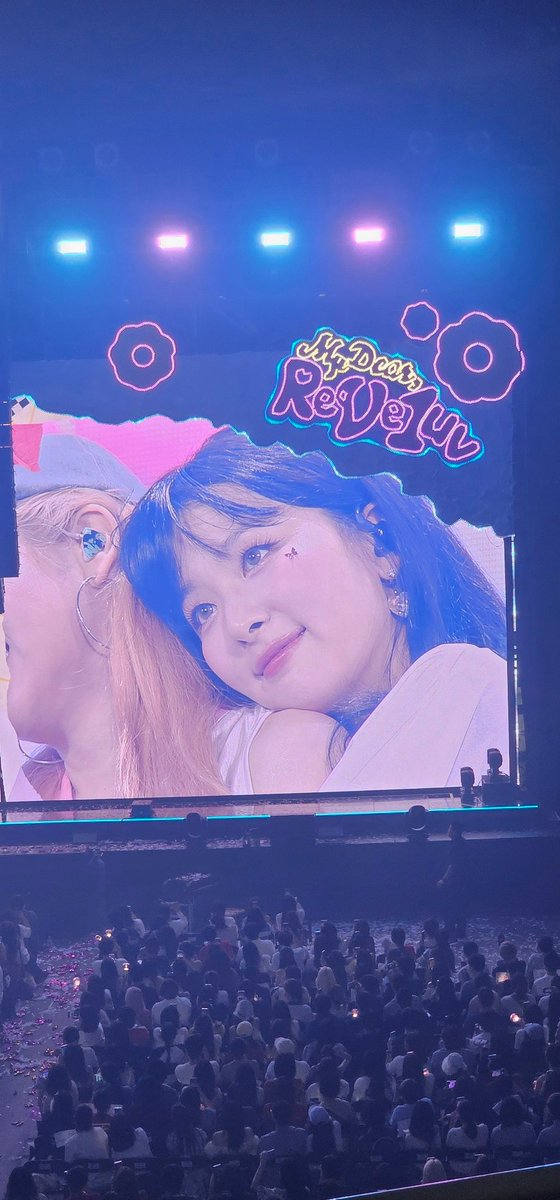 gomseulkong's tweet photo. 속보) 슬기 곰돌이 포즈 ㅠㅠㅠㅠ 포곤포곤 곰인형 같애ㅠㅠㅠ https://t.co/b14yEaEz0O