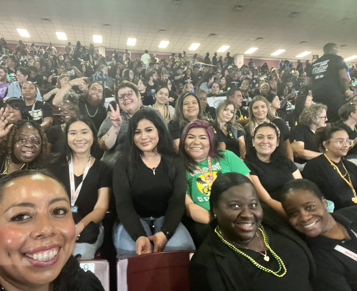 <a href="/GreensptES_AISD/">Greenspoint Elementary</a> <a href="/MsGrogan1/">Helen Grogan, M. Ed.</a>  <a href="/MrsTorres_GPE/">Juliana Torres</a> #AldineStart24