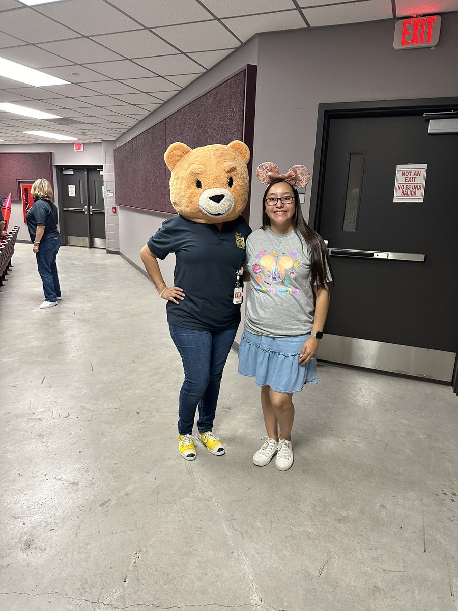 Sisters #MyAldine 🍎📚🩷