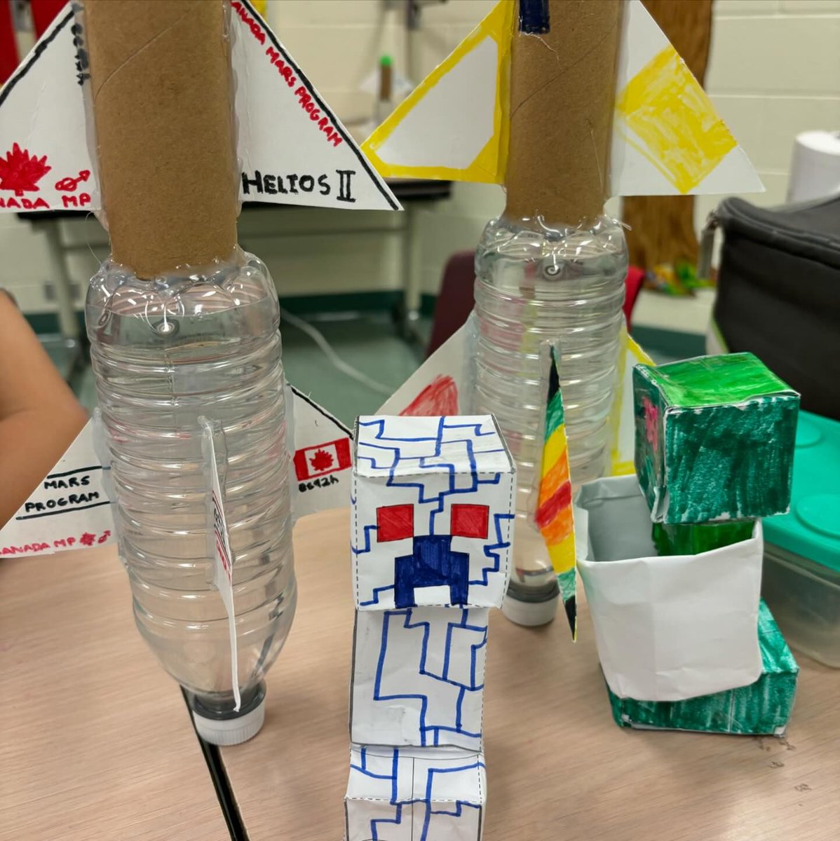 EFKCorp's tweet image. One small step for kids, one giant leap for craft-kind!

These mini rockets are ready to make their way to the Red Planet. Space control: EFK Toronto-York Region is ready for liftoff.📻🚀
#MissiontoMars #EngineeringForKids #EFKTorontoYork