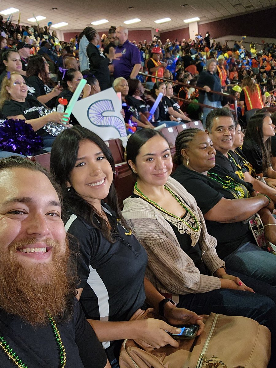 Ian Herran tweet media