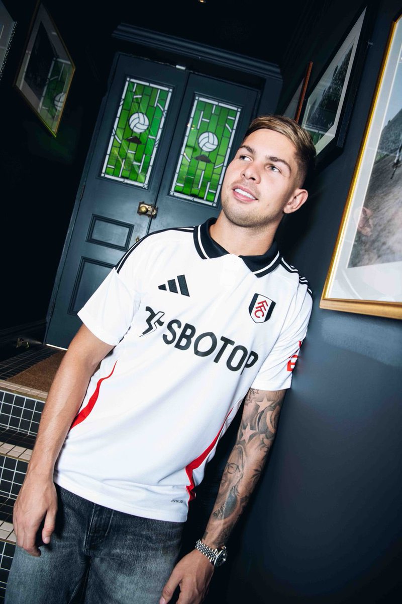 FabrizioRomano's tweet photo. 🔴⚪️ Arsenal receive £27m guaranteed fee for Emile Smith-Rowe with payment terms key factor.

£7m add-ons considered realistic + sell on clause also included, more than 10%. https://t.co/WsUwzr91pf
