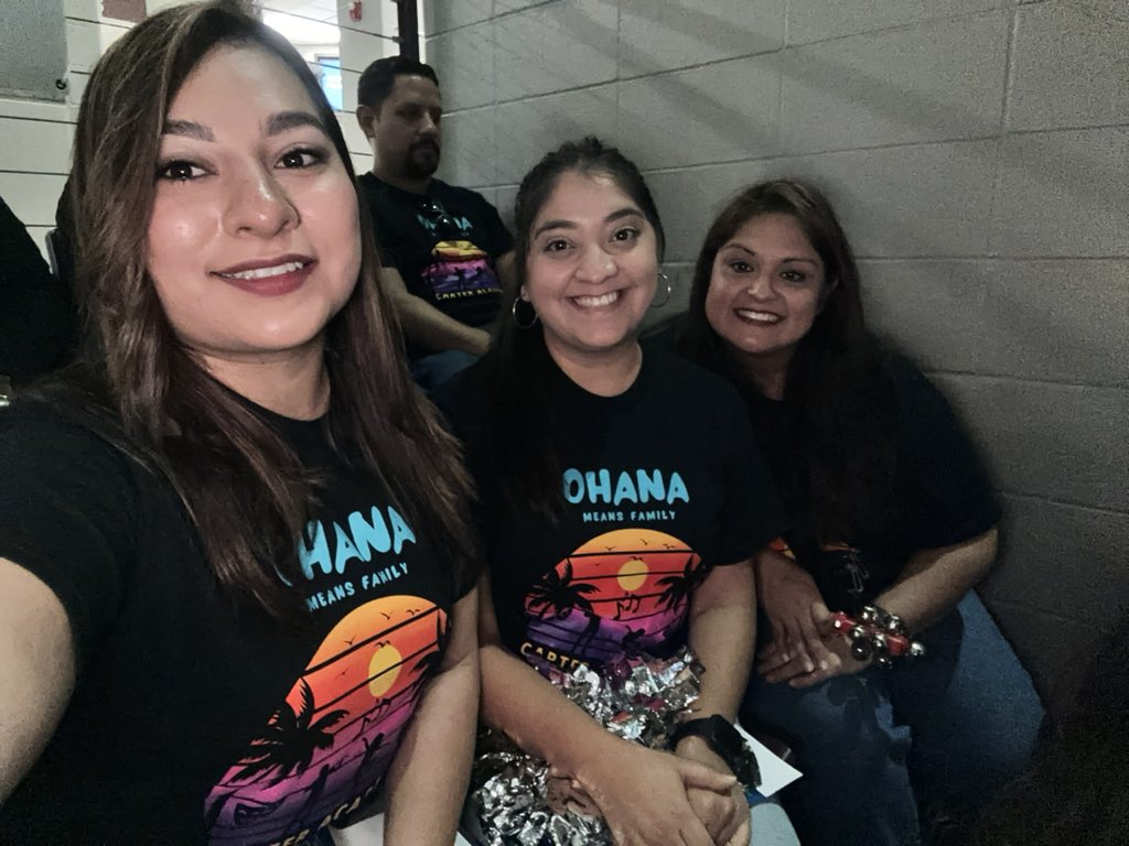Ms. Puente (@mspuenteteaches) on Twitter photo Convocation with our new OHANA! 🌺 #HearCarterGROWL #OneTeamOneFamily <a href="/Carter_AISD/">Carter Academy</a> <a href="/AldineISD/">Aldine ISD</a> <a href="/SADubberke/">Scott Dubberke</a> <a href="/CindyBuentello5/">Cindy Buentello</a> Convocation with our new OHANA! 🌺 #HearCarterGROWL #OneTeamOneFamily <a href="/Carter_AISD/">Carter Academy</a> <a href="/AldineISD/">Aldine ISD</a> <a href="/SADubberke/">Scott Dubberke</a> <a href="/CindyBuentello5/">Cindy Buentello</a>