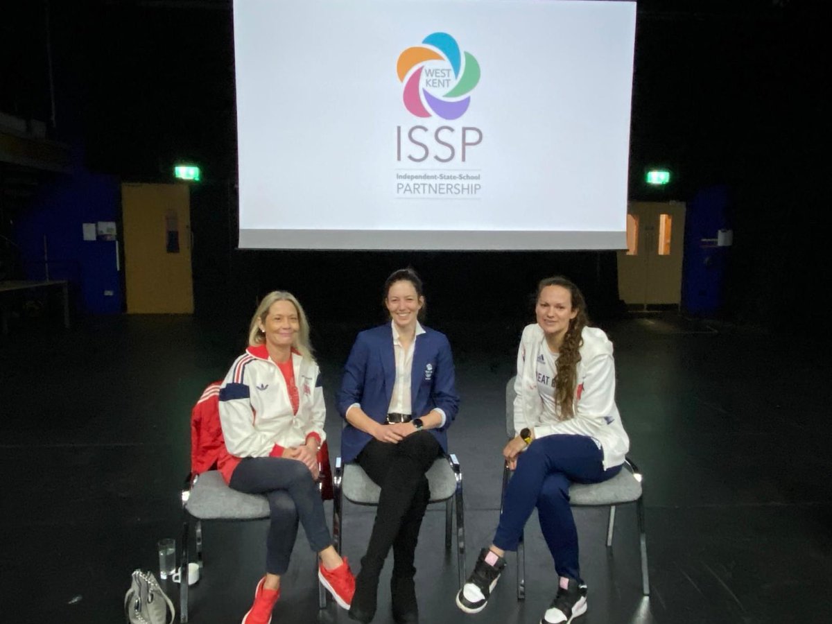 Kent College Pembury (@kentcollegepemb) on Twitter photo In November, we welcomed @emilyelizabethcraig to speak at the <a href="/westkentissp/">West Kent Independent State School Partnership</a> lecture as part of our topic about the Olympic Games. We are so delighted Emily and partner Imogen Grant won #GOLD in the Women's Lightweight Double Sculls. #rowing #goldmedal #OlympicGamesParis2024 In November, we welcomed @emilyelizabethcraig to speak at the <a href="/westkentissp/">West Kent Independent State School Partnership</a> lecture as part of our topic about the Olympic Games. We are so delighted Emily and partner Imogen Grant won #GOLD in the Women's Lightweight Double Sculls. #rowing #goldmedal #OlympicGamesParis2024
