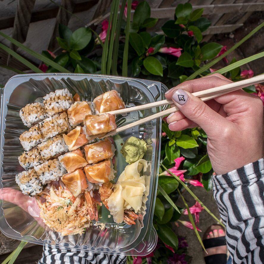 Short on time? Get your sushi to go! Start your online order at ocwasabi.com! 🥢 #OCMD