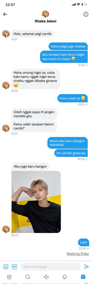 fairyuve's tweet image. #angrybao one tweet au; tentang 𝐢𝐧𝐝𝐢𝐫𝐚 seorang wibu yang selalu menjadi bahan ejekan 𝐣𝐞𝐫𝐞𝐦𝐲, musuh bebuyutannya. namun, semesta dengan usilnya mempertemukan mereka dengan cara yang paling tak terduga. respon 𝐣𝐞𝐫𝐞𝐦𝐲? hanya ingin mengubur diri hidup-hidup.