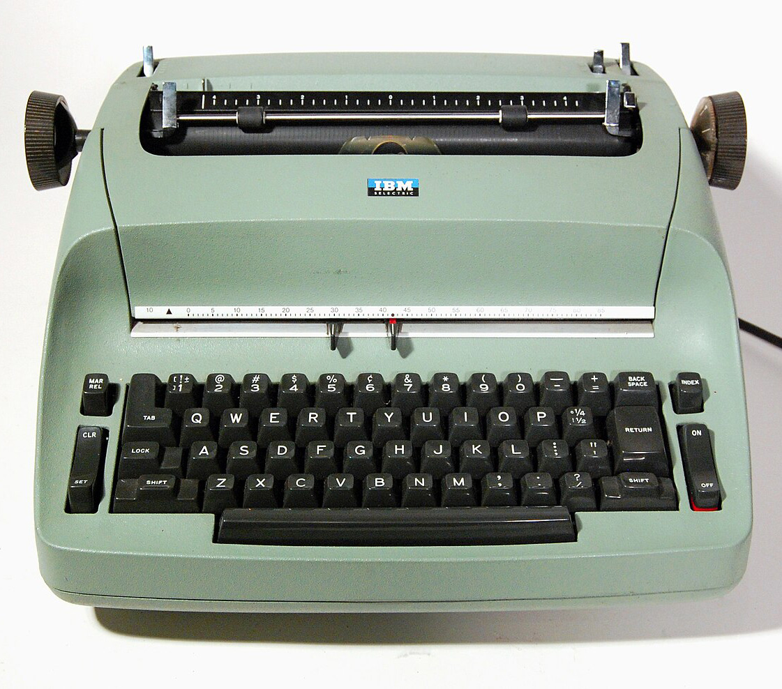 LexHistory's tweet image. One of the most successful electric typewriters, the IBM Selectric, was released on this day in 1961.🔠
Visit us soon and see our collection of IBM typewriters—including a working Selectric III—we're open Thursdays &amp;amp; Fridays Noon-4:00 pm | Saturdays 10:00 am-4:00 pm
#LexHistory