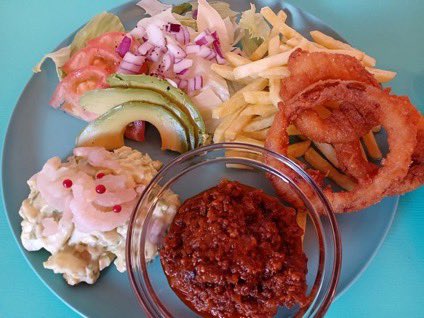 こちらの、ポッドドックのお店美味しいくて、おすすめです。すごく美味しいくて、ソーセージがすごく大きいくて美味しい😋です！！人生で、一番美味しいかっです。　　　詳細　埼玉県川口市にあるホットドッグ専 門店。営業時間(月)休業(火~ 金)8:00~20:00(土日)7:00~ 20:00。イートイン・テイクアウ