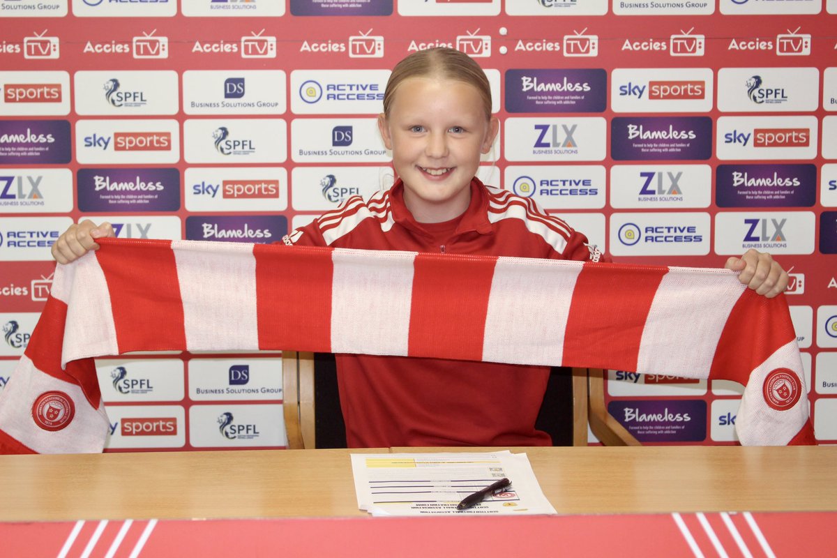 What a week! From player testing to signing night, our academy had an unforgettable start at New Douglas Park. 
New beginnings &amp; endless possibilities!

Tonight, we face Glasgow City &amp; Kilmarnock before wrapping up at Blackburn 🚌

#AcademyJourney #AcciesWFC #OneDreamOneFamily