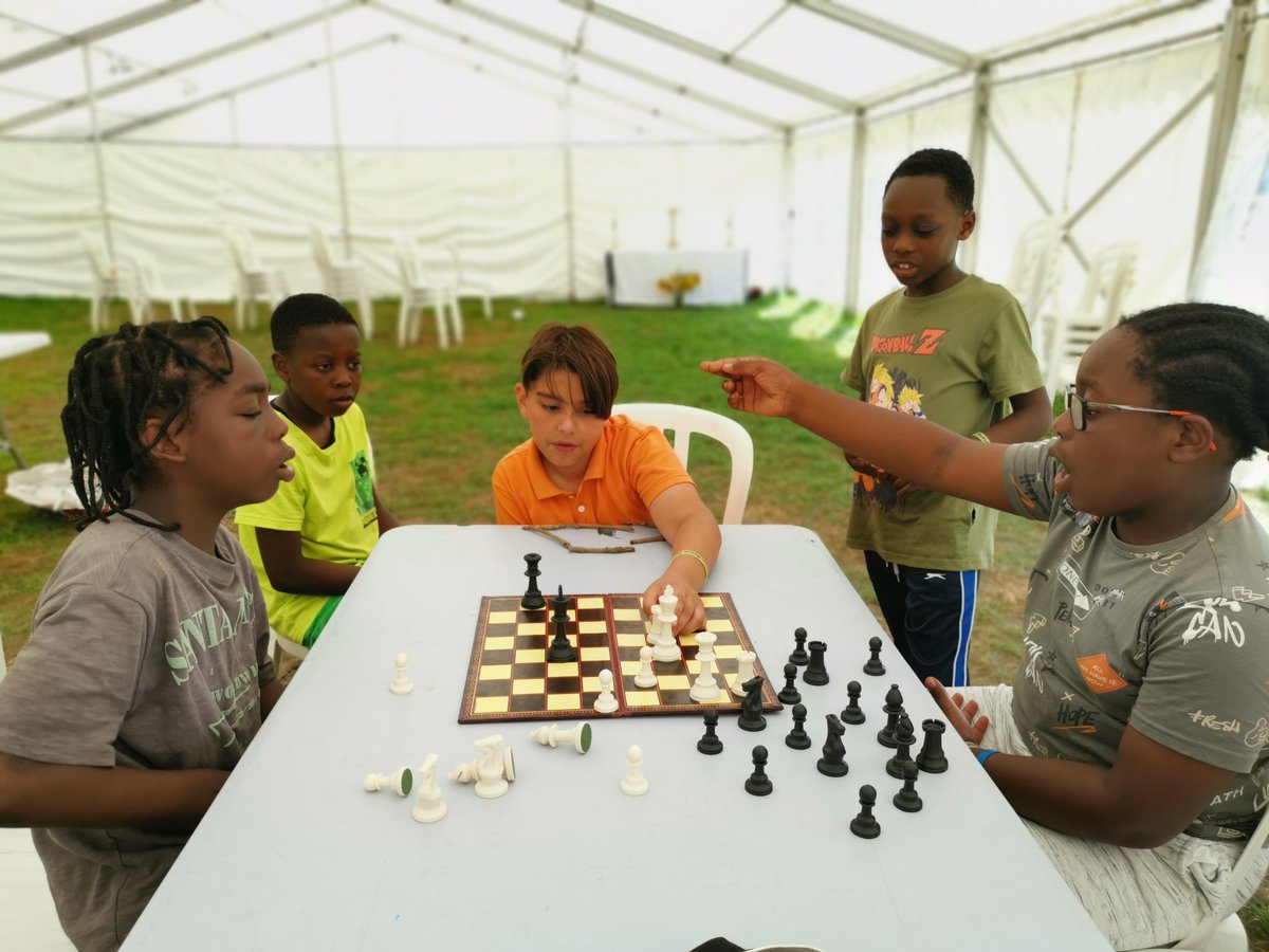 BoscoCamp's tweet photo. Intense debates on the next move at the chess table
#BoscosGambit https://t.co/XmbMkbKQlP