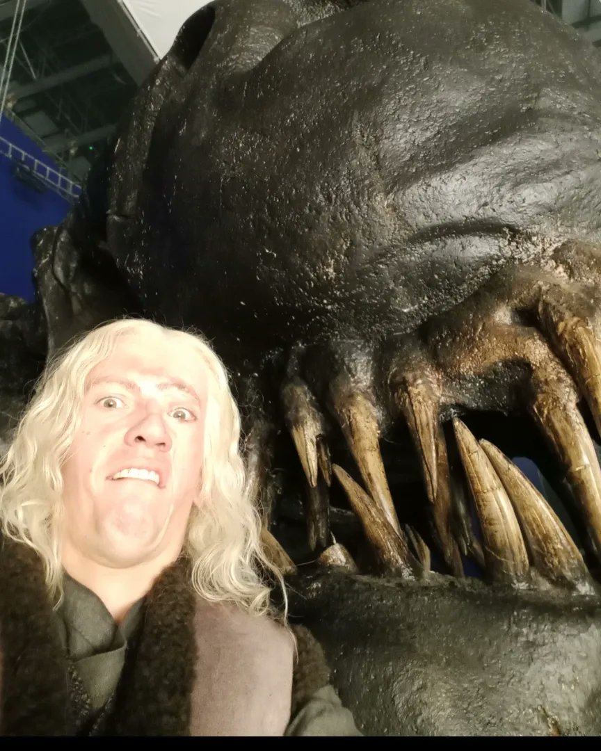 Robert Rhodes tweet media