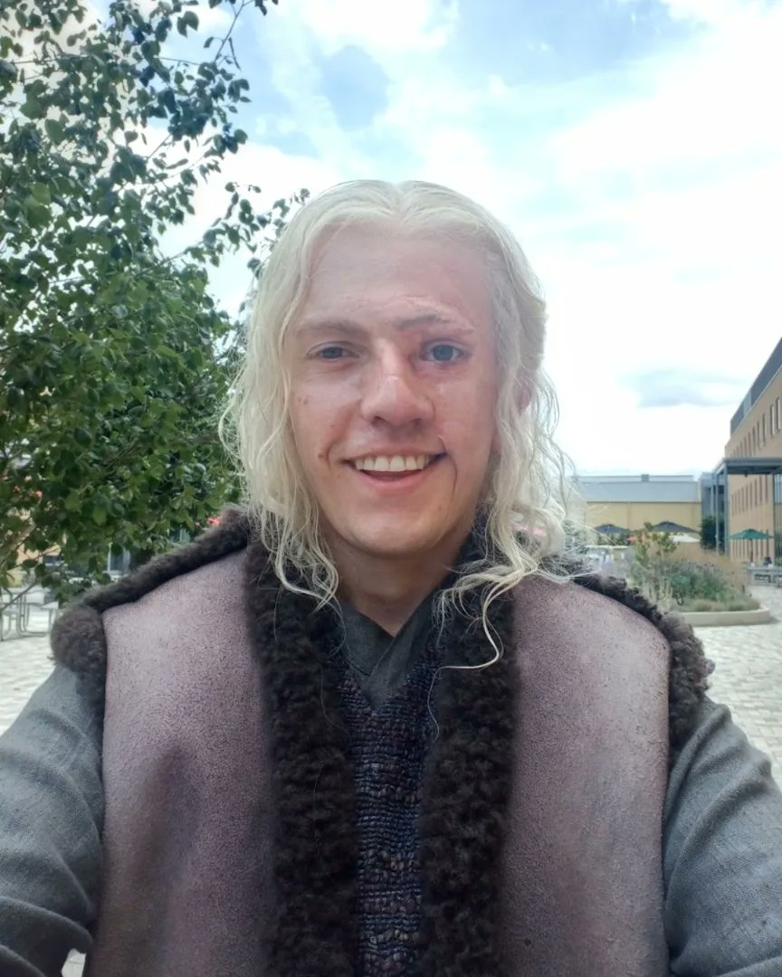 Robert Rhodes tweet media