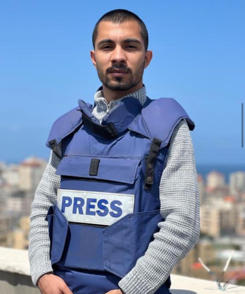 omardabouz's tweet photo. Our colleagues @ismail_gh2 and Rami Alrifi were killed in an Israeli strike in the occupied Gaza strip.
Ismael had recently left Al Shati Camp after an evacuation order. They worked relentlessly to cover the news in the most remote and difficult parts of Gaza. Rest in peace https://t.co/p1OojU0QpL