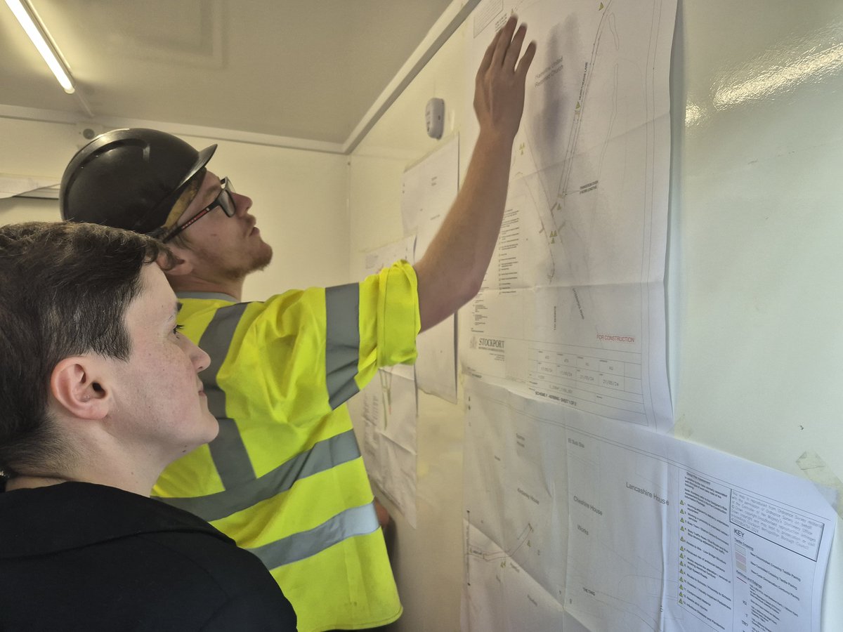 Work began this week on our new sustainable travel route linking Romiley and the outskirts of Stockport, which will see a new signal-controlled crossing installed on Hatherlow,

We thank residents for their patience while these works are completed. 

More: orlo.uk/2ey8J
