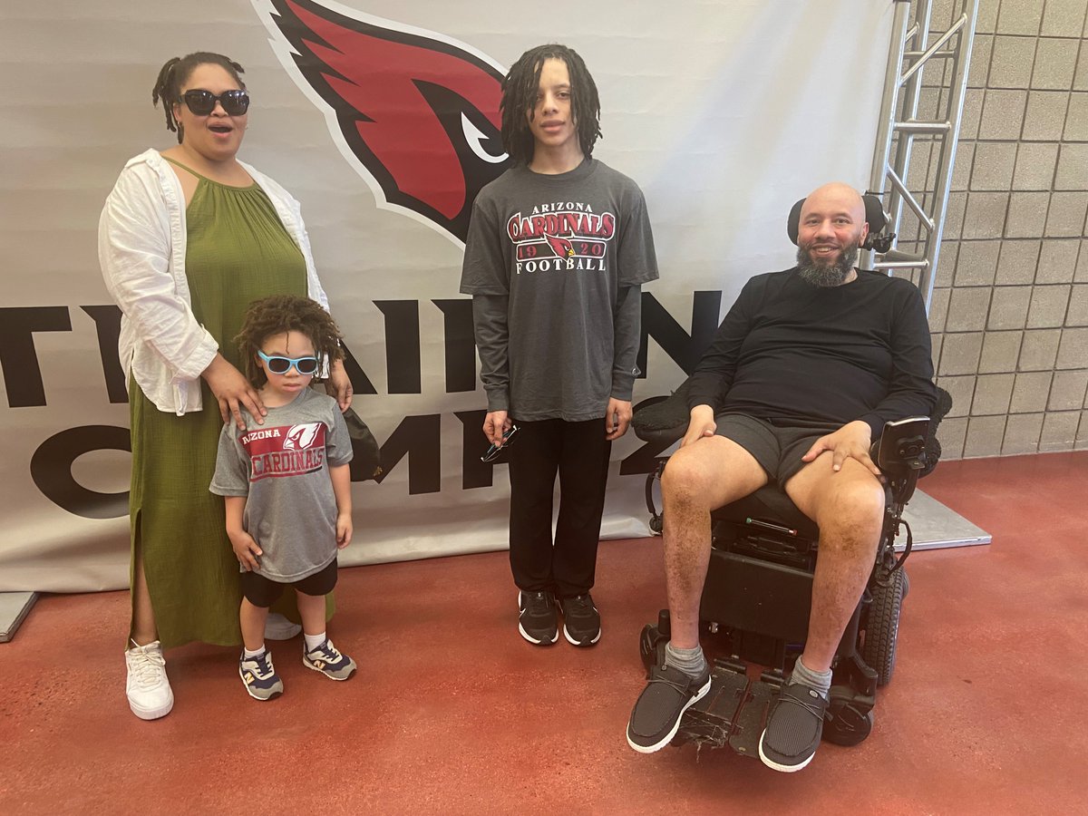 Maceo Carter (@maceocarter) on Twitter photo Shoutout to #97 in your program but #1 in our hearts <a href="/CameronThomas44/">Cameron Thomas</a> for inviting 10+ <a href="/ALSAZ/">ALS Arizona</a> Families to <a href="/AZCardinals/">Arizona Cardinals</a> Training Camp !! #EndALS <a href="/danorlovsky7/">Dan Orlovsky</a> Shoutout to #97 in your program but #1 in our hearts <a href="/CameronThomas44/">Cameron Thomas</a> for inviting 10+ <a href="/ALSAZ/">ALS Arizona</a> Families to <a href="/AZCardinals/">Arizona Cardinals</a> Training Camp !! #EndALS <a href="/danorlovsky7/">Dan Orlovsky</a>