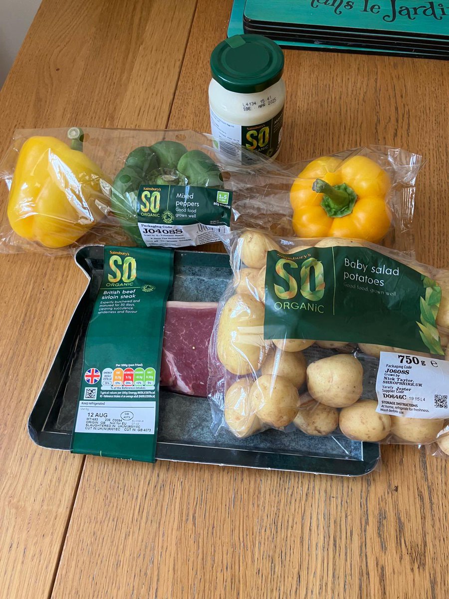 Connecting people to where their food comes from is crucial to create change. friend visited me <a href="/FarmWoodoaks/">Woodoaks Farm</a> owned by <a href="/SoilAssociation/">Soil Association</a>  I tell them what we do and why it’s important. 3 days later I get this photo.1st time he has bought #organic #regenerativefarming