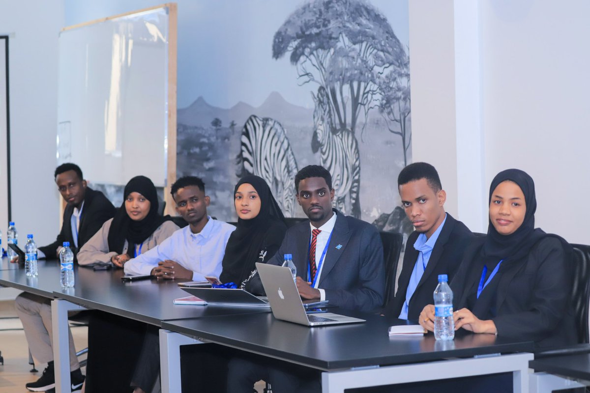 ACMogadishu's tweet photo. The @US2SOMALIA and @SIMADUniversity formally signed an MoU, marking a significant step towards improving innovation, technology, and entrepreneurship. This MoU aims to strengthen educational opportunities and cultural exchanges for Somali youth. 
#ACMogadishu #ACM https://t.co/Bj0lmglxFP