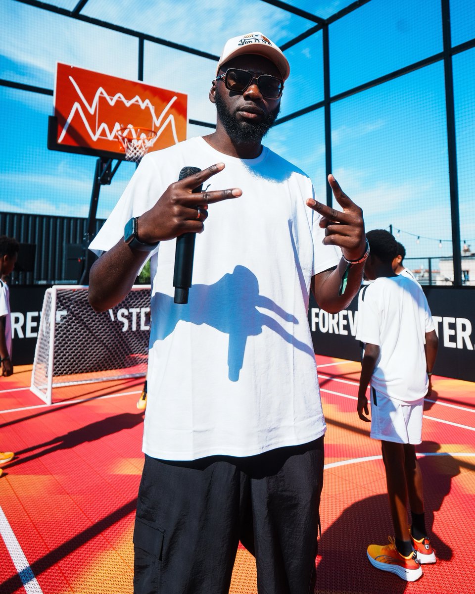 NEYSA AU CRO-MI 🎤

S/O <a href="/jouetonballon/">Joue Ton Ballon</a> <a href="/rsko94/">rsko</a> <a href="/pumafootball/">PUMA Football</a>