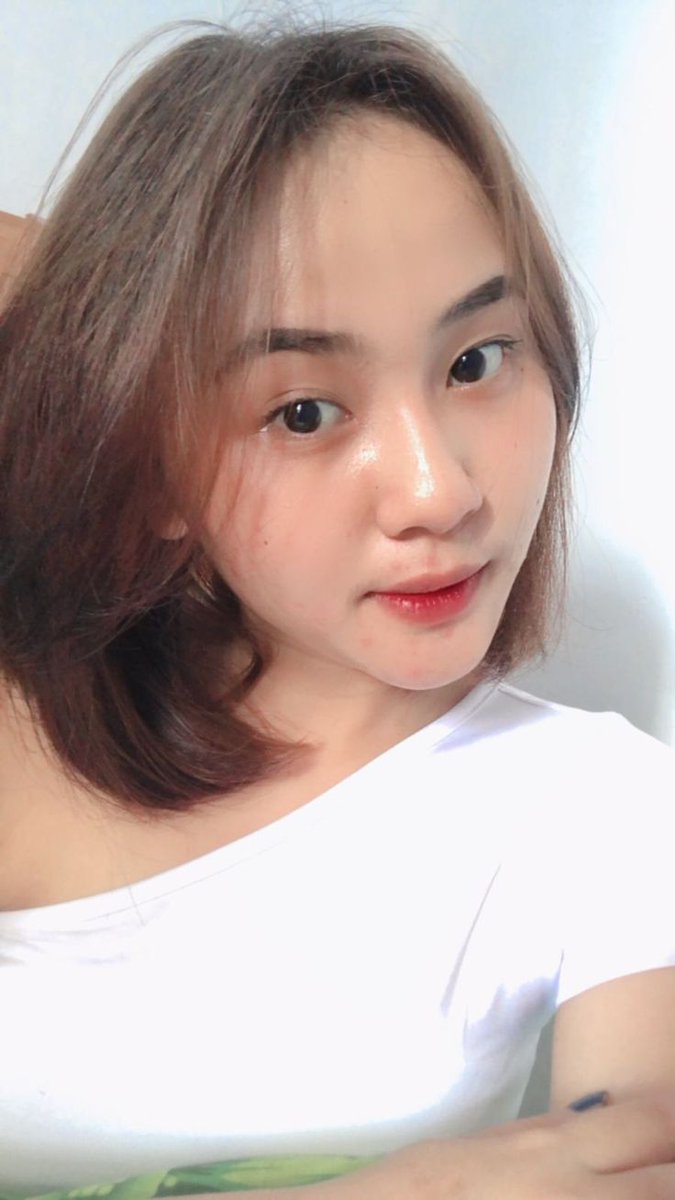 ViandaNda93987's tweet photo. malam dingin cuyyyy https://t.co/T0hkbwPog4