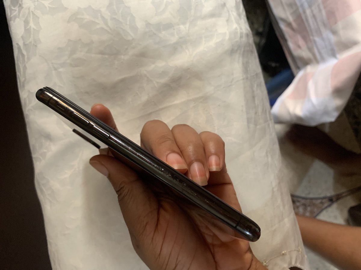 joker_k1d's tweet photo. Iphone X Color Black, 256 GB, No cracks, perfect condition, Battery Health 100% 
Location is Lagos
Price 23k last https://t.co/h1ik3U8PnQ