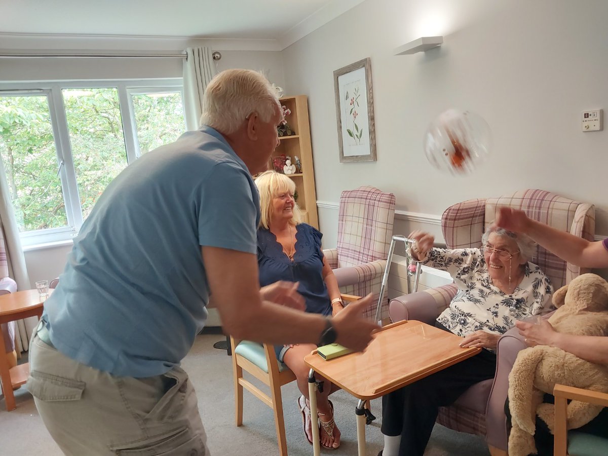Its great when family members come in for a visit then start up an activity involving all the residents in the lounge.
<a href="/AnchorLaterLife/">Anchor</a>