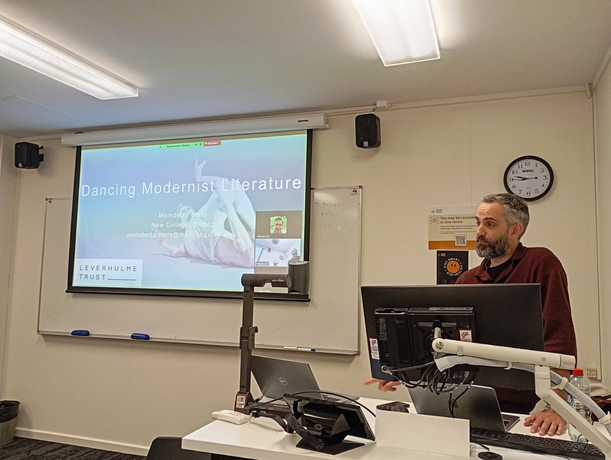 Great to hear Meindert Peters @MeindertPeters discuss his book project on dance adaptations of literary works. 🪳+👯‍♂️= fun movement explorations. <a href="/ANUslll/">ANU SLLL</a>