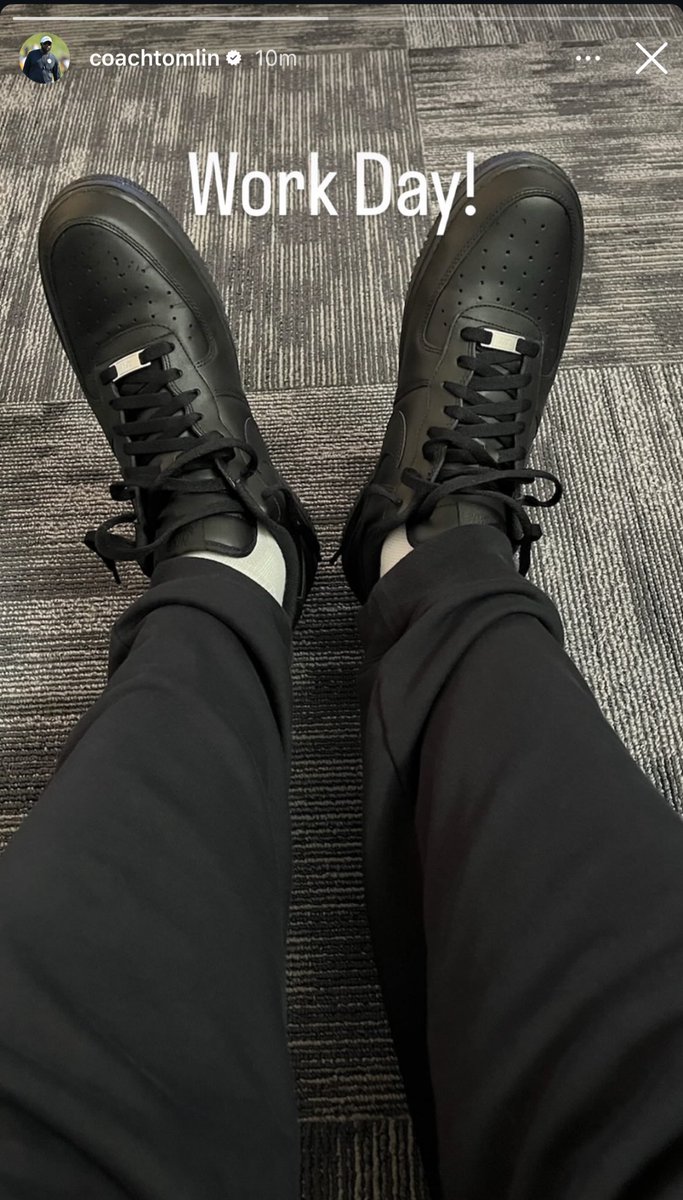 black airforce 1s meme