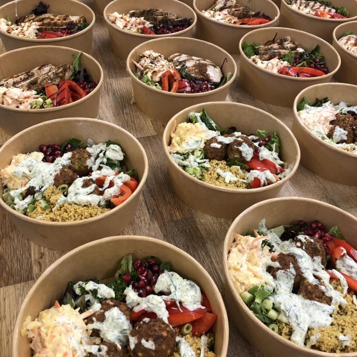 ✨Vendors Spotlight✨

Lughnasadh is just a few days away!

Our vendors are:
🔹Kitschnbake
🔹Hamtrak BBQ
🔹The Newport Bakery
🔹Elaine Chalmers
🔹EH9 Espresso
🔹Aeble Cider Shop

📸
1: Cameron Todd, 2: The Newport Bakery, 3: Clubhouse Paradiso, 4: Kitschnbake

#Lughnasadh2024