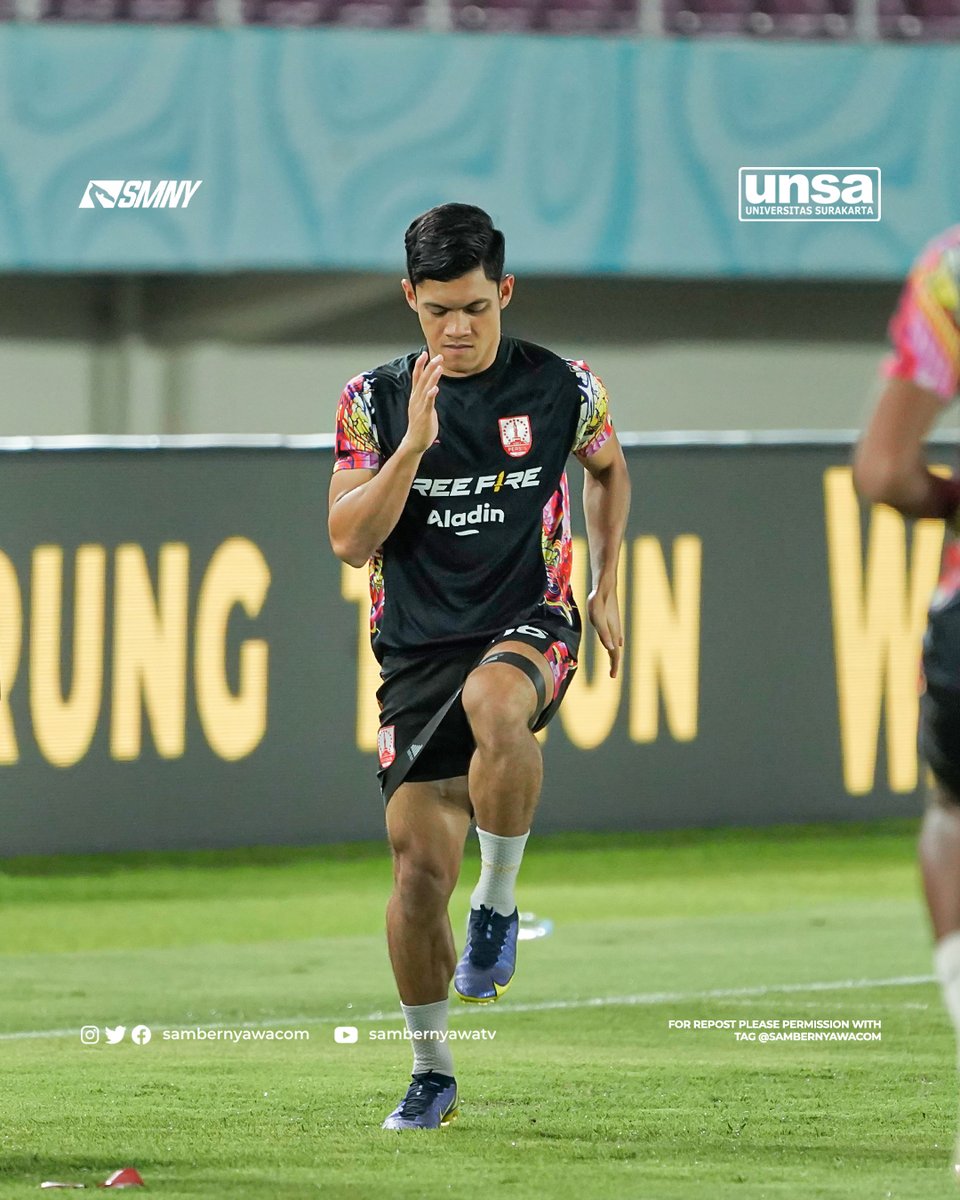 SambernyawaCom's tweet photo. Heat it up, and let's get cooking 🔥🔥🔥

🔻🔻🔻

@unsaofficial ‼️
Kuliah di Solo, UNSA aja

#Persisday 
#Sambernyawa
#PersisSolo
#PialaPresiden2024 https://t.co/HvjngKHgQF