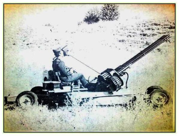Roberto_yeager's tweet photo. Ah!Los buenos viejos tiempos...#ColdWar #ALBVT (this time #ESPAÑA!)
Ayer me pasaba esta foto mi amigo @Alberto17949214, un unicornio, la variante terrestre del #Meroka, de la cual por lo que he leído, se desarrollaron varios prototipos https://t.co/0EAQHFp8To