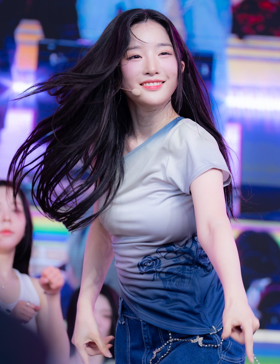 triplesS ユヨン 352A 240720 お台場冒険王 tripleS Special Live ユヨン🐰🐰 #tripleS