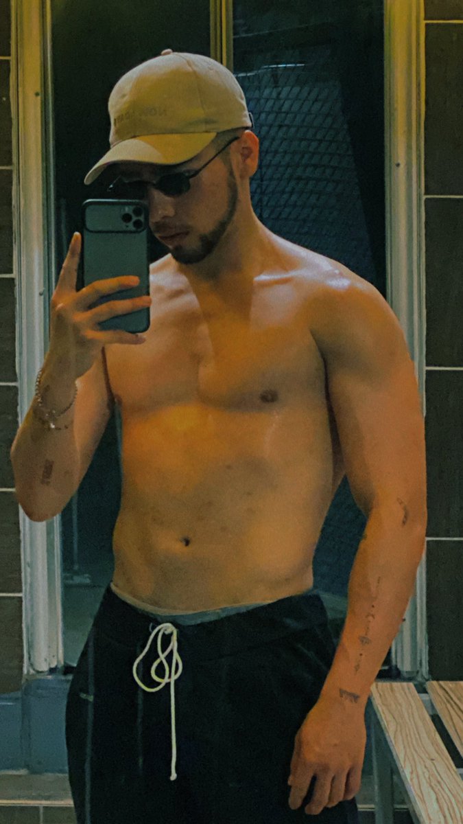 Buenas tardes a las 3:33