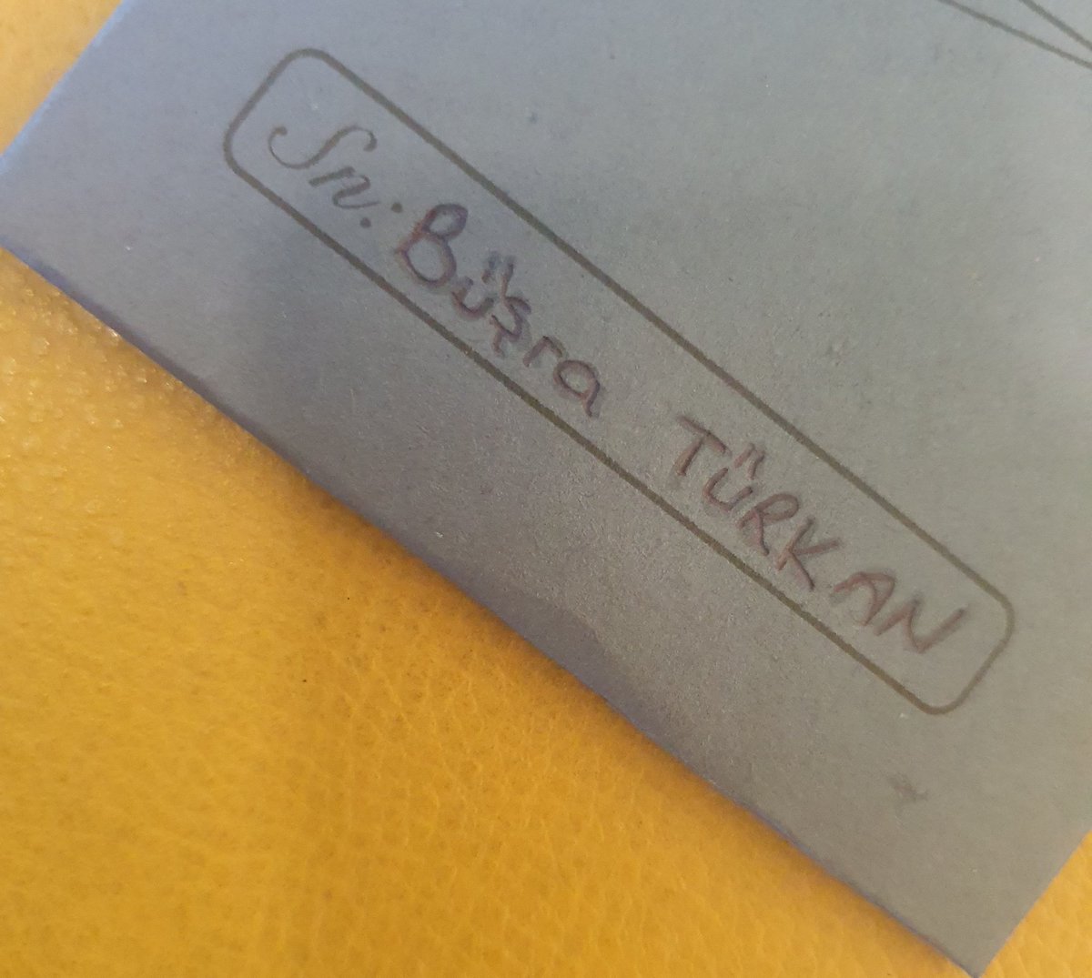 Bazen sadece adınızın yazdığı bir davetiyeye bakarak çok şey düşünürsünüz...