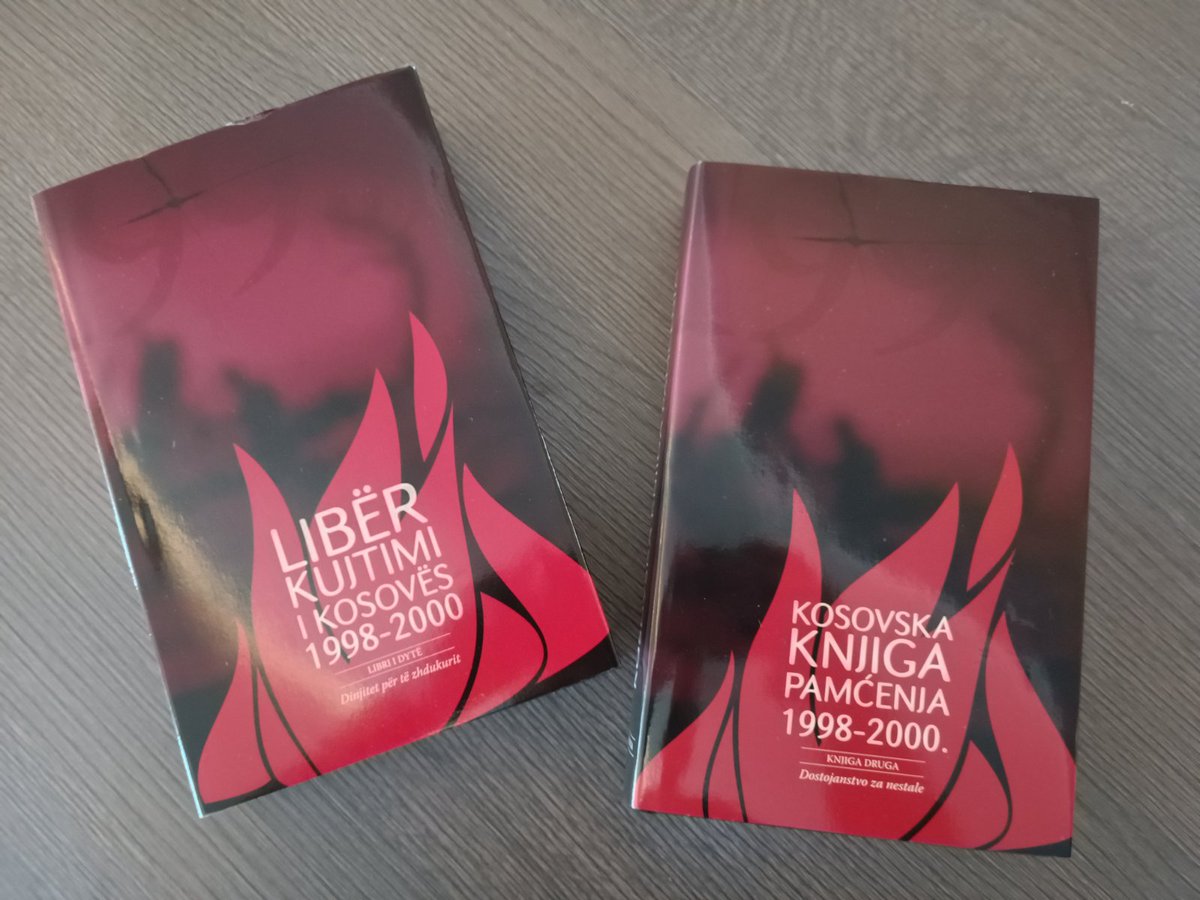 Knjiga „Dostojanstvo za nestale” priča o skrivanju i nestanku tela po principu „nema tela, nema zločina”. O ljudima koji žive samo u sećanju porodica.
