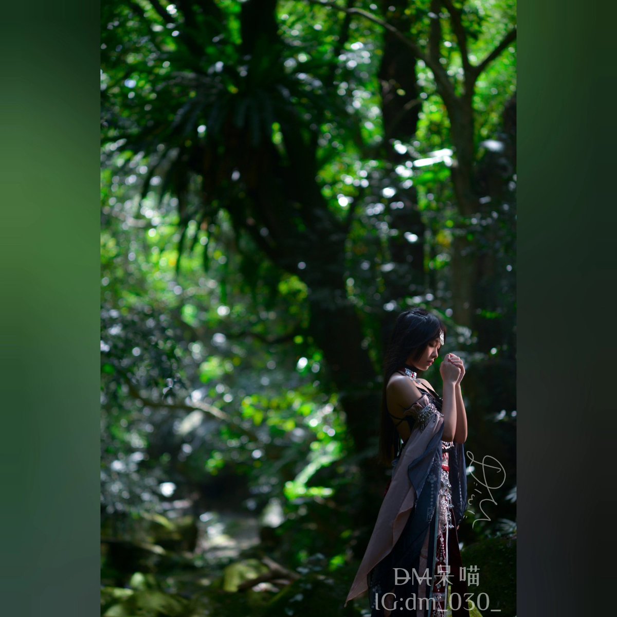 DM_030_'s tweet image. 哈尼族少女〔1〕

#外拍 #改良版 #少數民族服飾 #DM呆喵 #呆喵