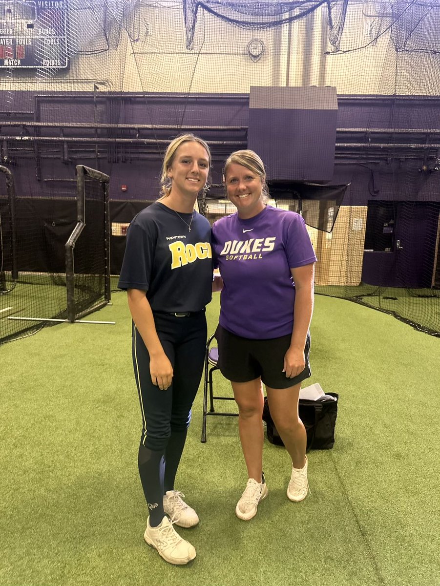 hannah_chipego's tweet image. Thank you so much @JMUSoftball🥎 for having me and thank you for the opportunity to be around so many great athletes and coaches. I'm looking forward to seeing everyone again real soon. @GoldGarvey @Coach_LaPorte @CoachEmPhillips @Coach Herzig @Coach Libby #Rockstrong #GoDukes