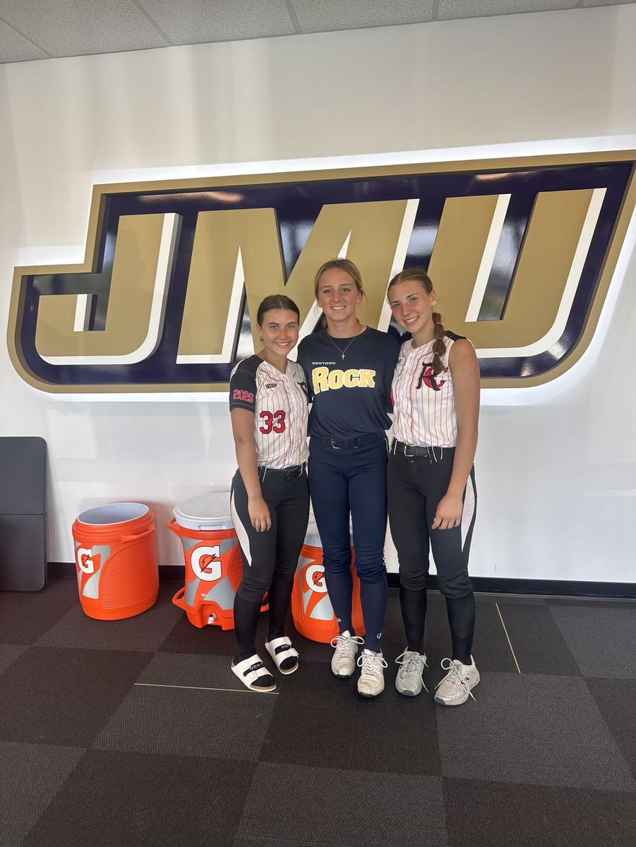 hannah_chipego's tweet image. Thank you so much @JMUSoftball🥎 for having me and thank you for the opportunity to be around so many great athletes and coaches. I'm looking forward to seeing everyone again real soon. @GoldGarvey @Coach_LaPorte @CoachEmPhillips @Coach Herzig @Coach Libby #Rockstrong #GoDukes