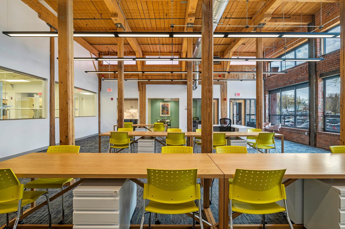 Ebbrelldesign's tweet photo. The Charles River Mills Spec Lab in Newton, MA, showcases a seamless blend of historical charm and high tech laboratory design. This lab conversion project, in a brick-and-beam building offers a unique environment for a single office and lab user.
https://t.co/56O7Rb66np https://t.co/T6rqosgTOg