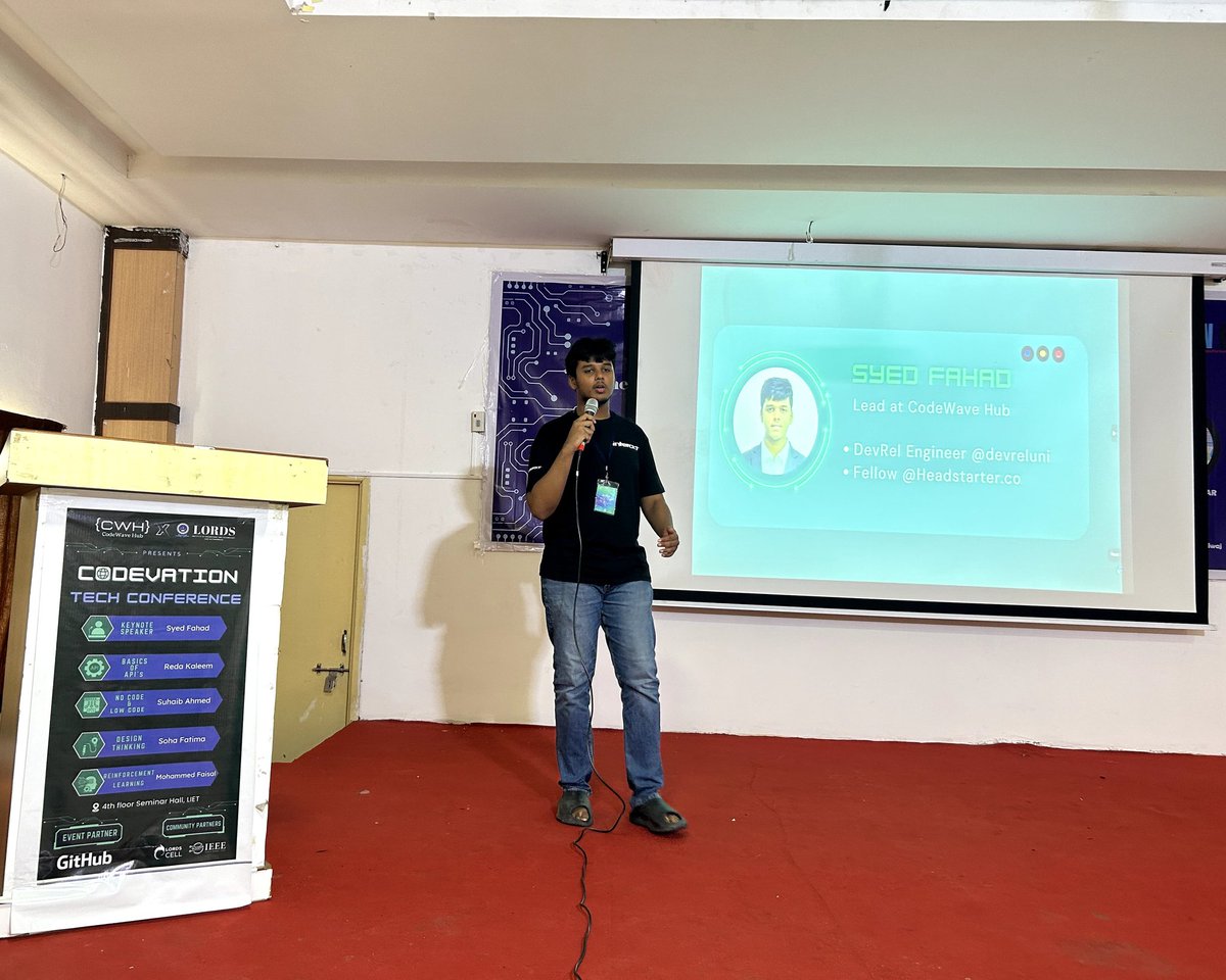 fahad_developer's tweet image. Gave my First Talk today at @codewavehub CodeVation Tech Conference 🧑🏻‍💻

Talked about &apos;Transitioning from Web2 to Web3&apos; 😉 

Was an awesome experience! 👀 Thanks to everyone who showed up! 

#CodeVation #CodeWaveHub #Web3 #TechCommunity