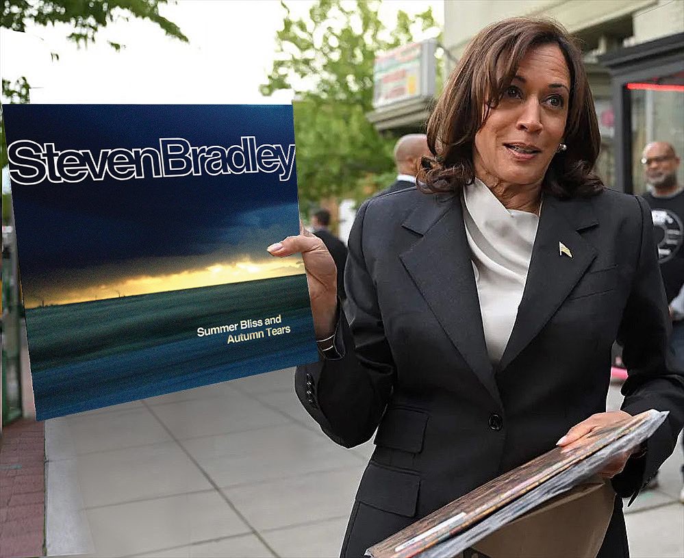 She’s hip and you can be as well: 

porterhouserecords.com/store/stevenBr…