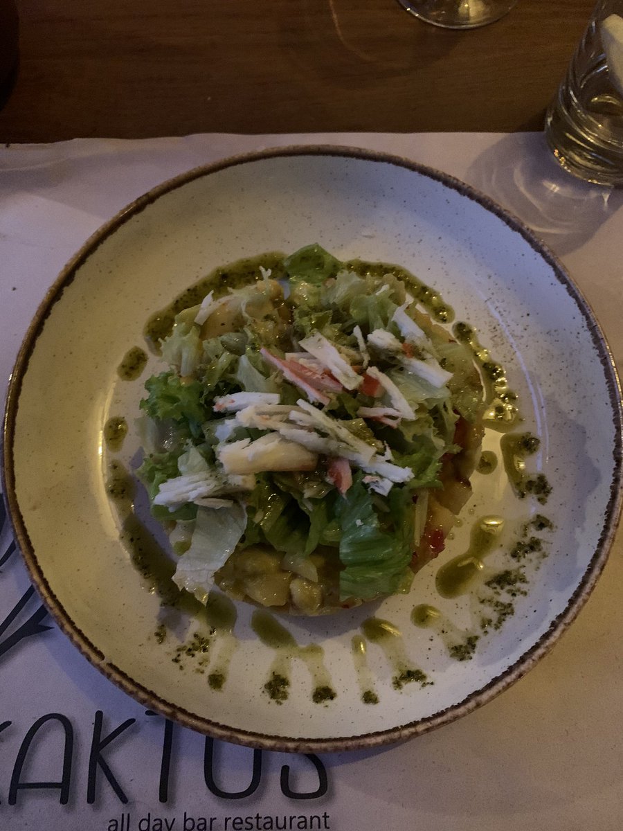 tzpl0ve's tweet photo. vacation eats 🇬🇷🌊🐚 https://t.co/IubjuHd8GL