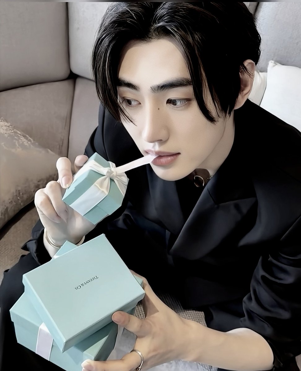 また一歳増えました！お祝いしてね！🎂