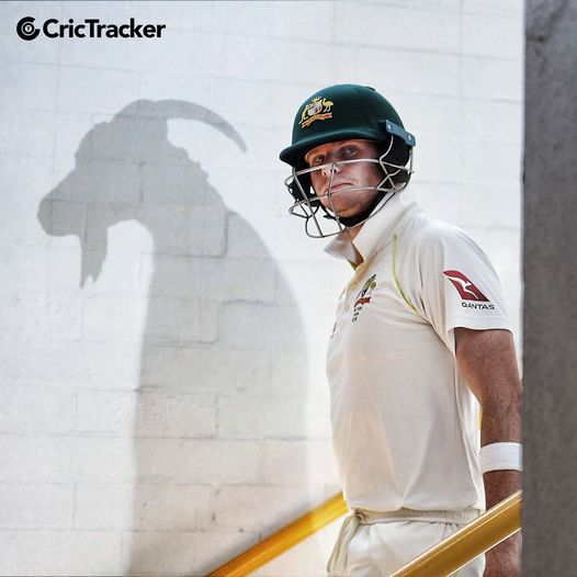 Cricketracker's tweet photo. Highest Test average (minimum 5000 runs at present):
56.97 - Steven Smith (9685 Runs)
54.98 - Kane Williamson (8743 Runs)
50.11 - Joe Root (12027 Runs)
49.15 - Virat Kohli (8848 Runs)
45.80 - Usman Khawaja (5451 Runs)
A modern-day Test ๐