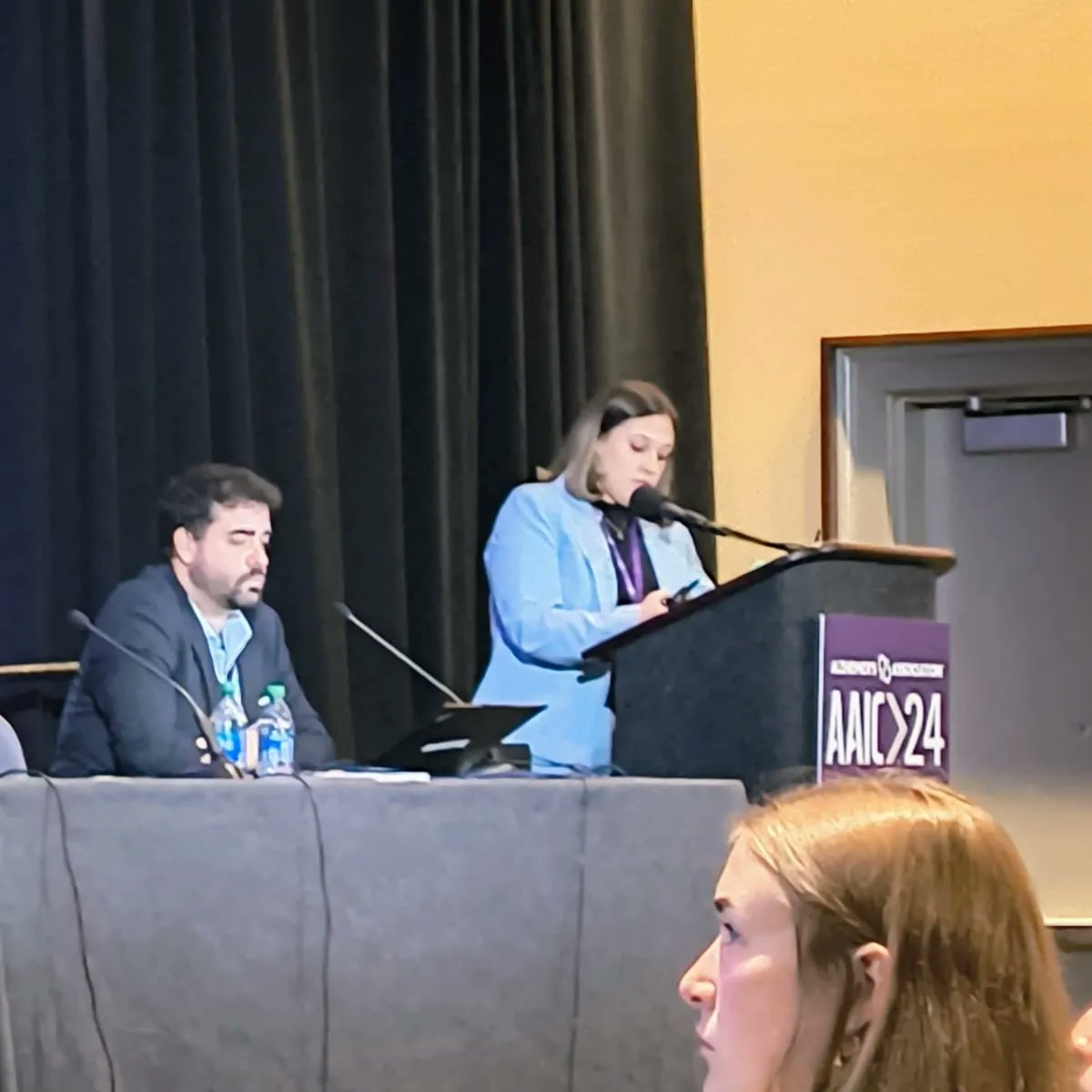 clausuemoto's tweet photo. @BCarvalhoPontes presented her results on the association between carotid artery atherosclerosis and cerebrovascular lesions. We analyzed atheroma plaque size and composition in 2,300 arterial segments. Lacunar infarcts and arteriolosclerosis related to atherosclerosis.#AAIC24 https://t.co/PxitcgAFDt