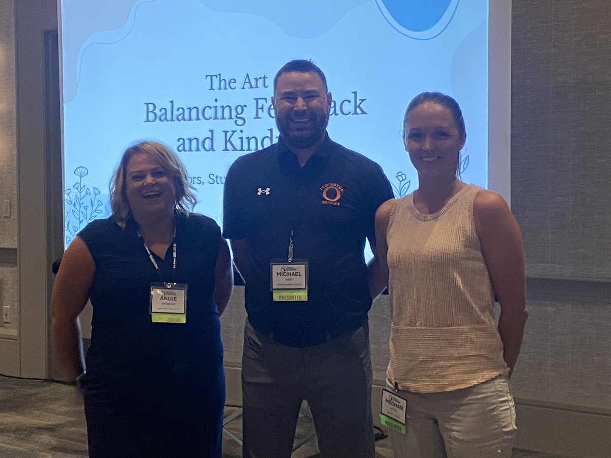 Dr_Maring's tweet photo. Full room at #MEMSPASLI24 to learn about balancing feedback &amp; kindness w these *AMAZING* lead learners! 🤩@VandecarAngie @coach_hart @meghan_utech #bettertogether https://t.co/iQbf2S5R7j