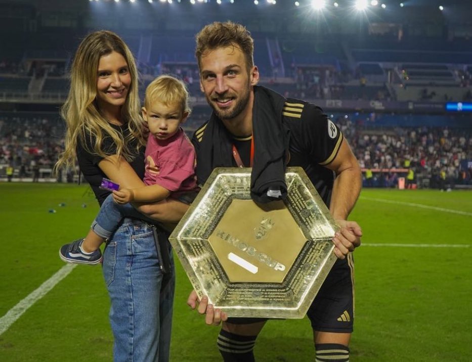 <a href="/UltMostoles/">Ultimate Móstoles</a> Y lo volvería a hacer