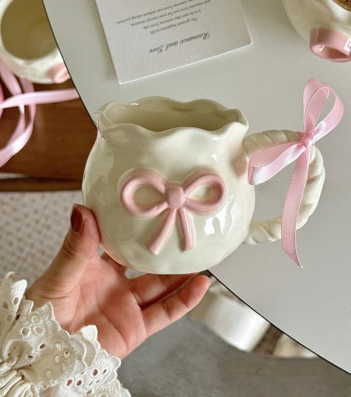 300moods's tweet photo. So cute 🎀 https://t.co/VKxviHjSq0