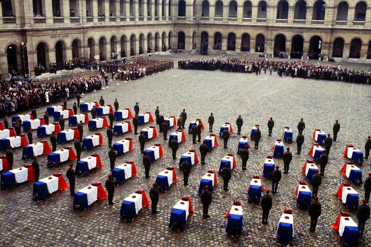 Le 23 octobre 1983 à l'aube, cinquante-huit parachutistes français sont tués à Beyrouth, victimes d'une attaque à la voiture piégée contre l'immeuble Drakkar. 
L’un des principaux responsables de cette attaque a été éliminé cette semaine. 
N’oublions pas l’histoire.