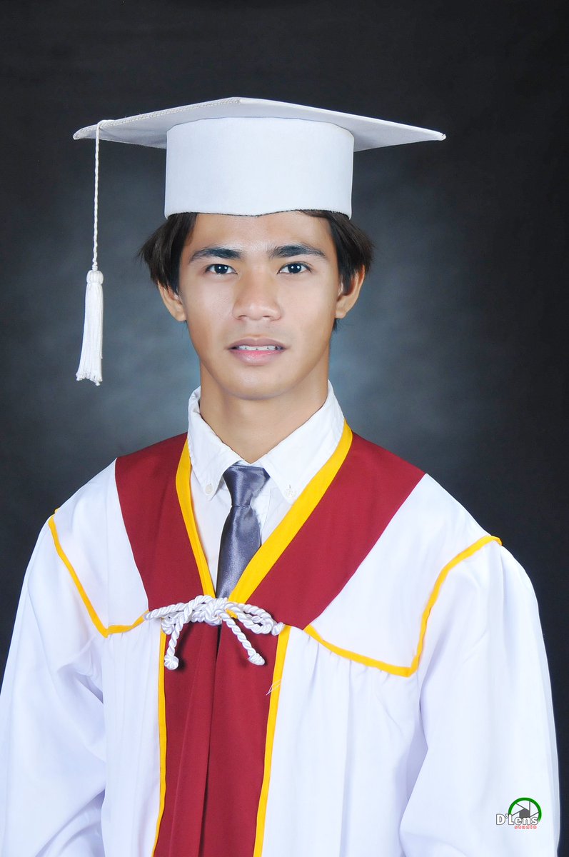 Velgonometry's tweet photo. First 2 lang maayos ahahhaa https://t.co/QskWLrGIGT